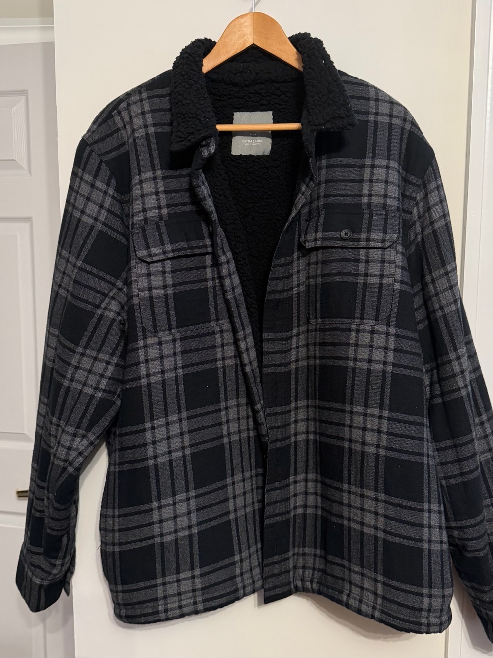 Hollister Black & Gray Plaid Sherpa-Lined Field Jacket